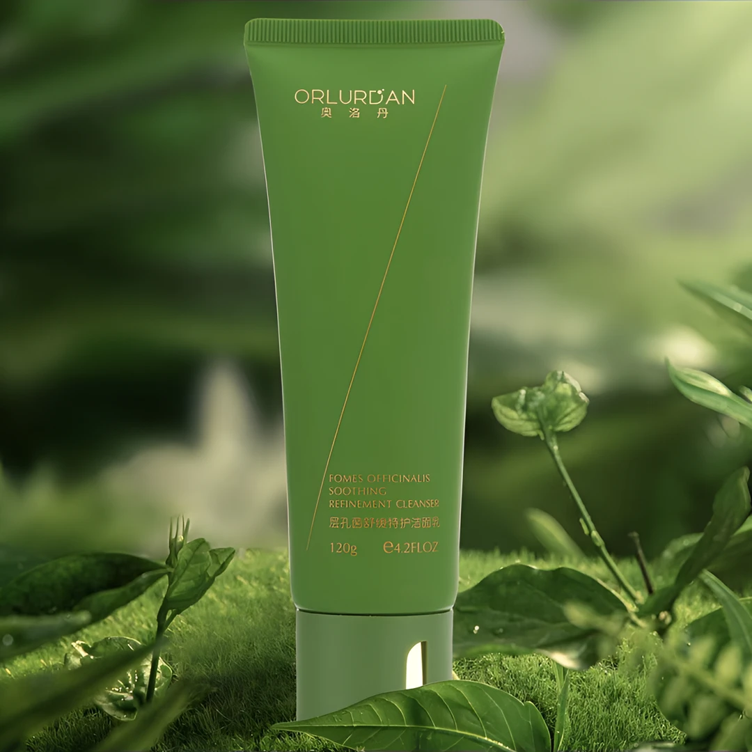奥洛丹层孔菌舒缓特护洁面乳