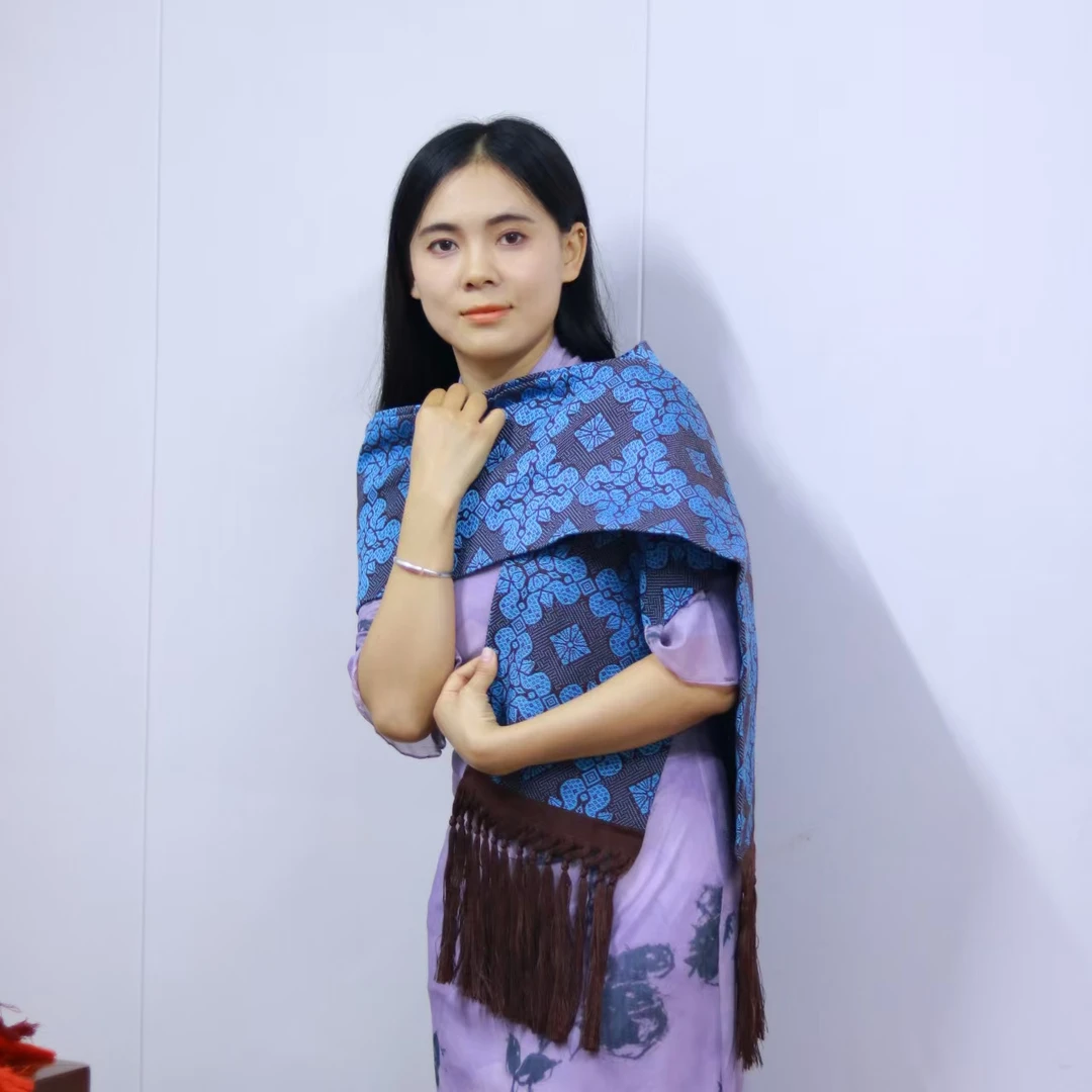 广西非遗壮锦围巾