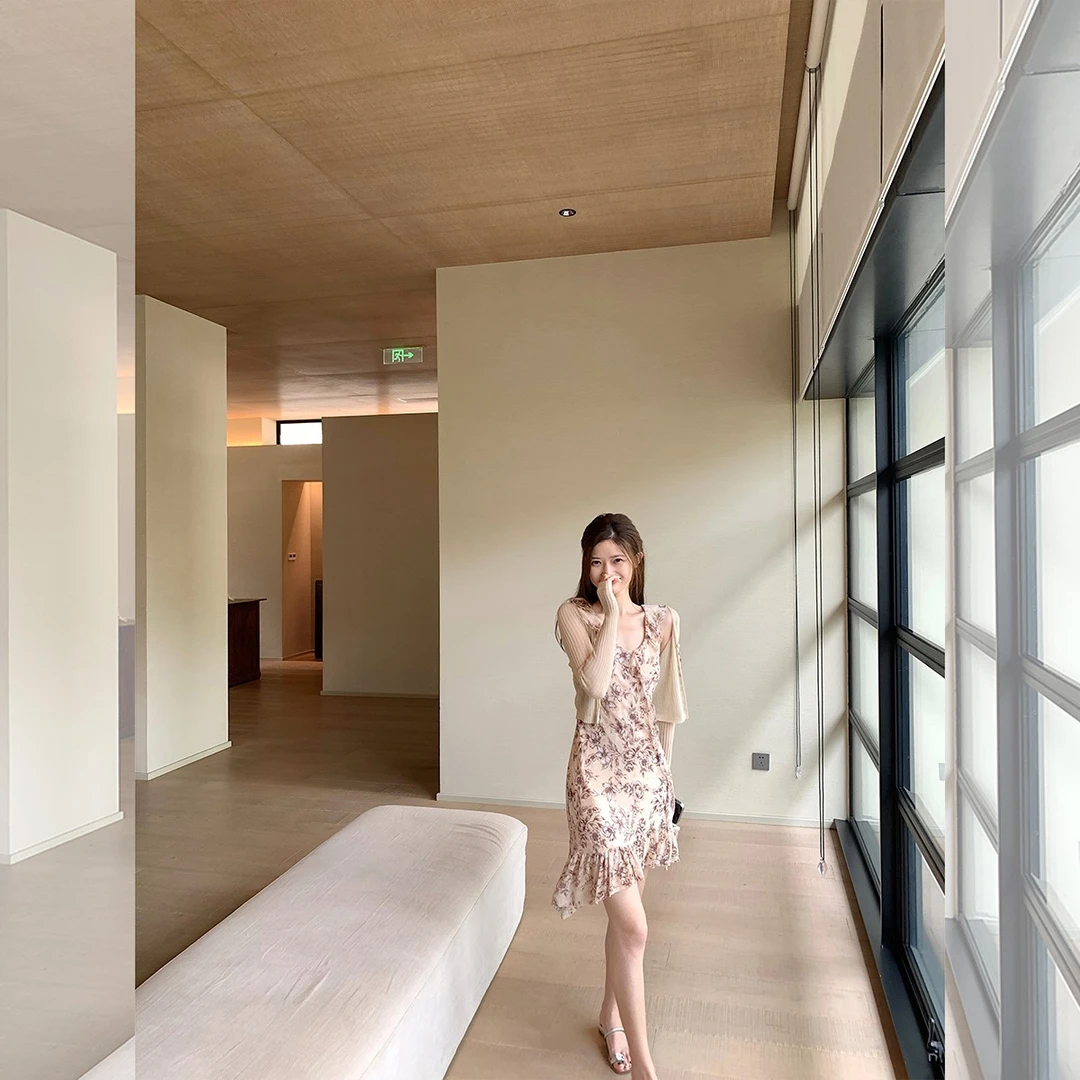 【内购】Madofit麻豆/1160花野迷踪 南法风情V领小飞袖荷叶边碎花裙
