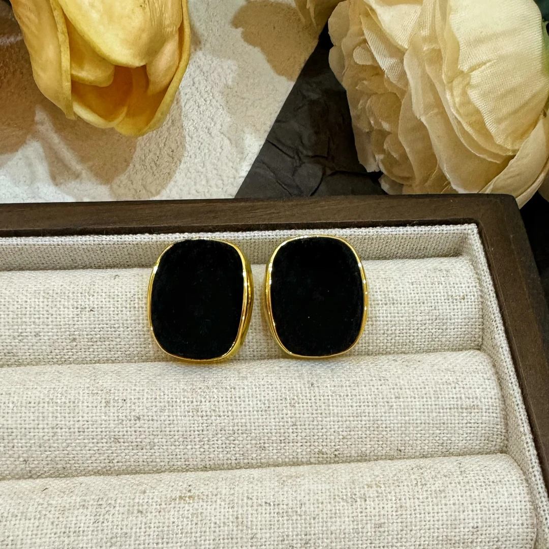 合金耳饰 【简约】长方黑金色女人味轻奢耳钉 A138