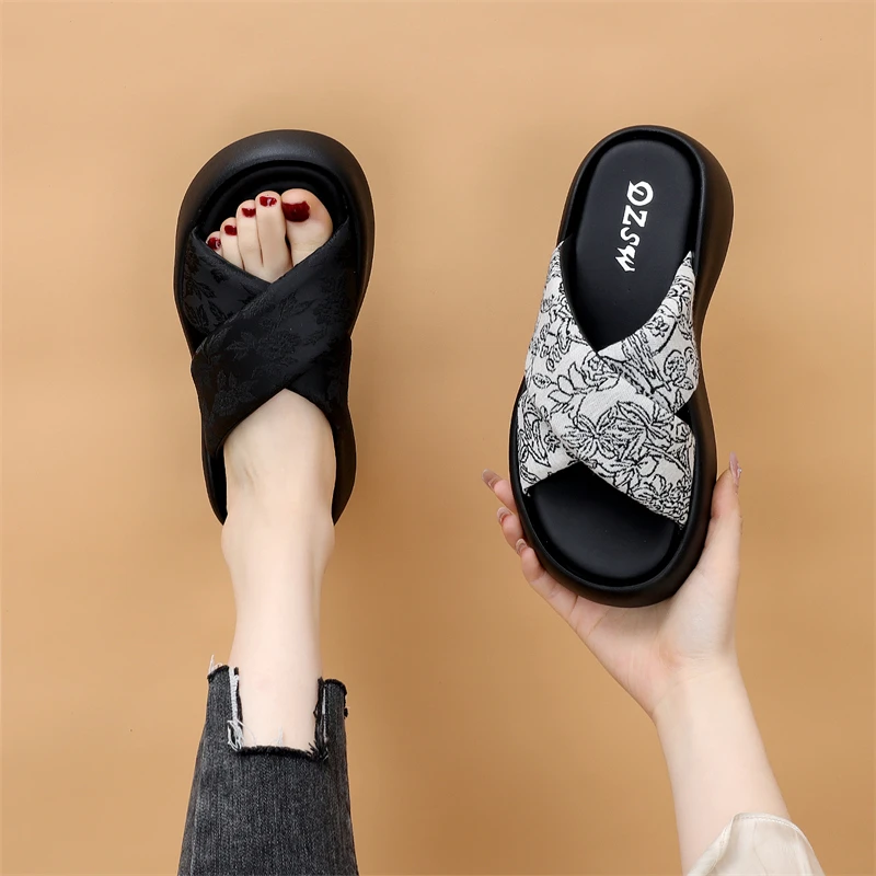 孕妇防滑拖鞋女夏外穿2024新款高级感国潮风凉拖配裙休闲沙滩厚底