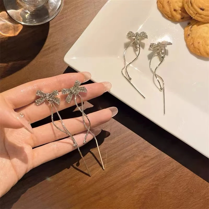 合金耳饰 法式流苏蝴蝶结耳环女小众设计感高级气质ins耳钉耳坠