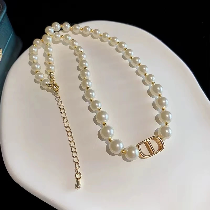 铜合金仿珍珠项链 高级感法式珍珠项链CD猪鼻子颈链小众颈链轻奢