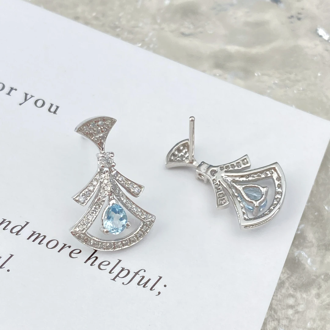 【六言精选01】海蓝宝裙子天然钻石耳钉