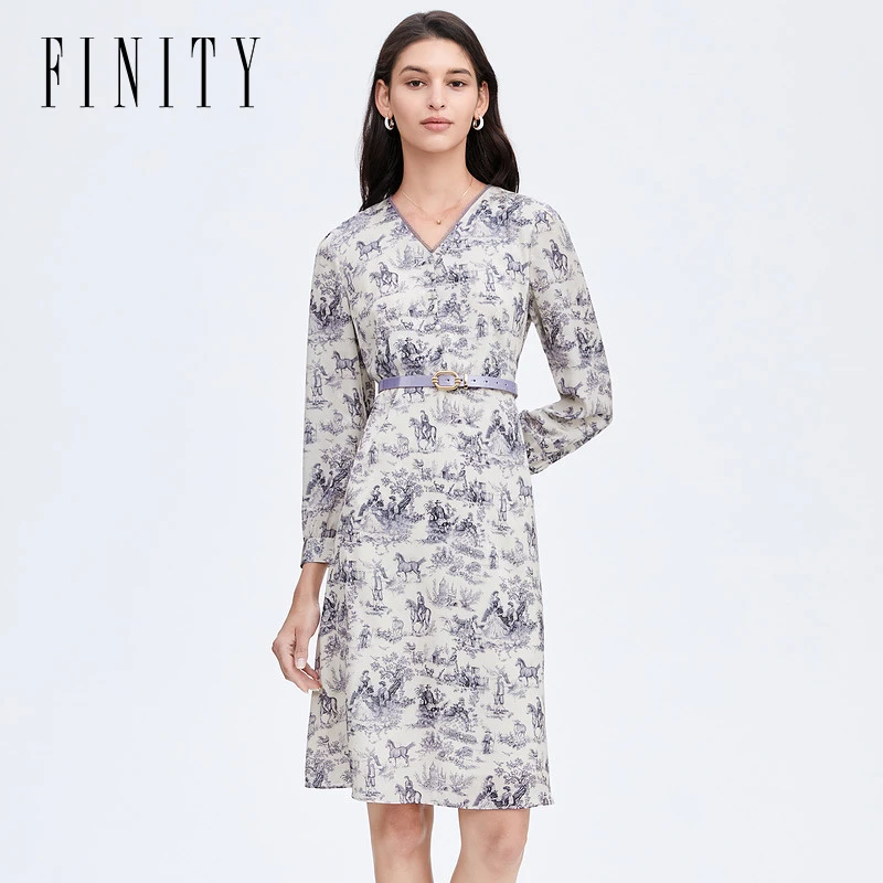 【三姐妹】FINITY 新款时尚气质连衣裙设计感宽松休闲 F21W1C23L6