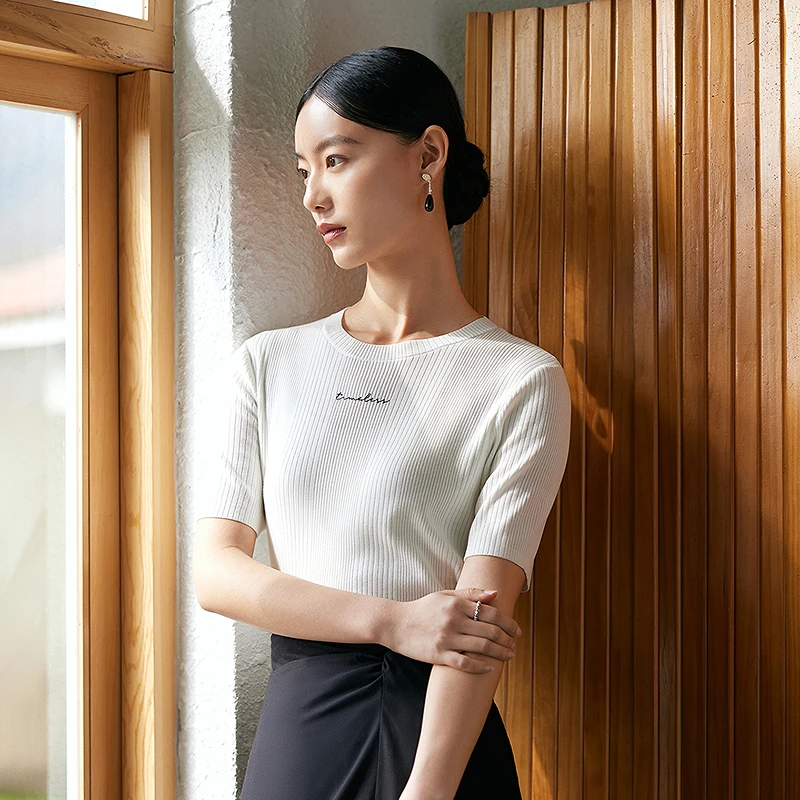 【力力淘专属】FINITY 新品短袖白色休闲透气圆领针织衫 F21X4E26S2