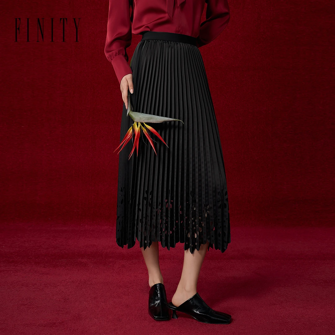 【小云总专属】FINITY 新款纯色简约中长款气质百褶裙 F21XCA07Q3