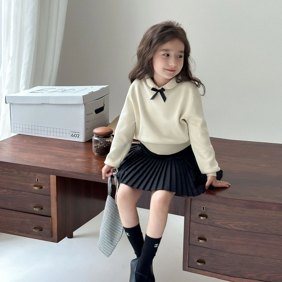 《老王說》女童针织衫2025秋新款miu系学院风毛衣娃娃领上衣套装