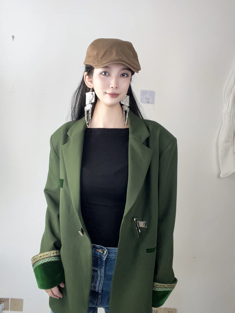 轻奢马蹄袖西服女外套时尚民族风显瘦小西装