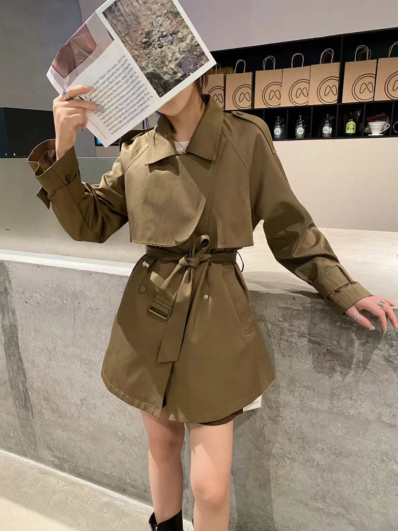 简约时尚，休闲通勤风衣