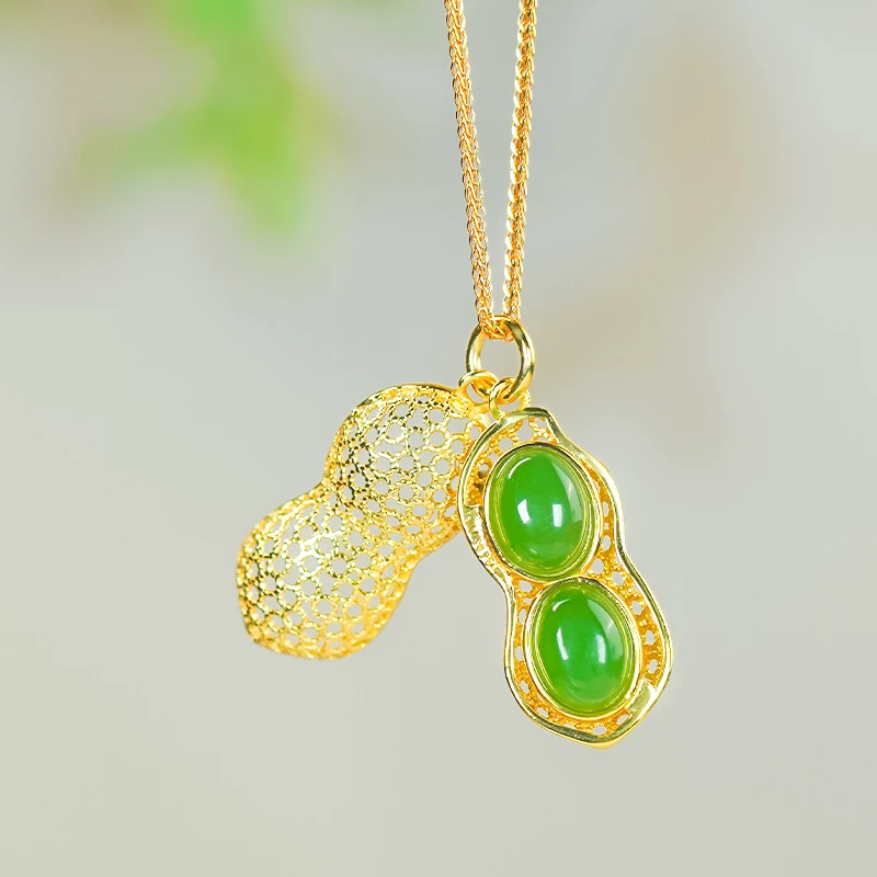 天然和田玉925银镶嵌好事花生精致设计感福豆碧玉吊坠