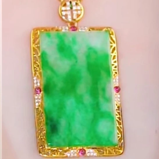 k金镶-飘阳绿绿翡翠a货无事牌吊坠