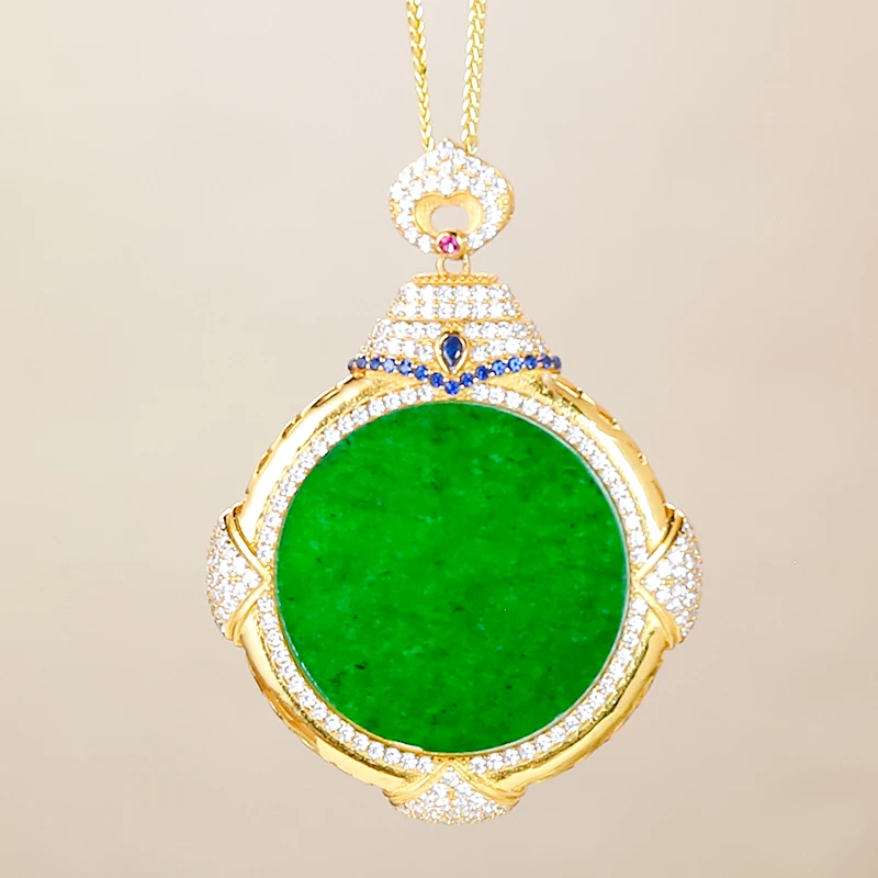 时尚大气高级设计感天然翡翠A货银镶嵌辣绿圆牌单吊坠