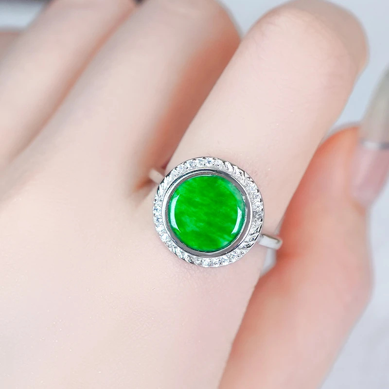 天然翡翠A货银镶嵌时尚精美高级感满绿翡翠龙石圆牌戒指（银白色）