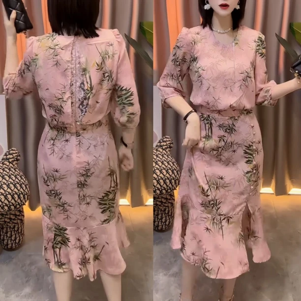 洋气连衣裙女气质修身圆领百搭显瘦鱼尾连衣裙女875555