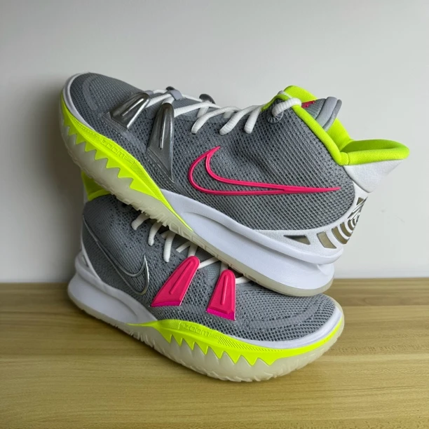 （40.5码）欧文7篮球鞋/ID/全新原盒