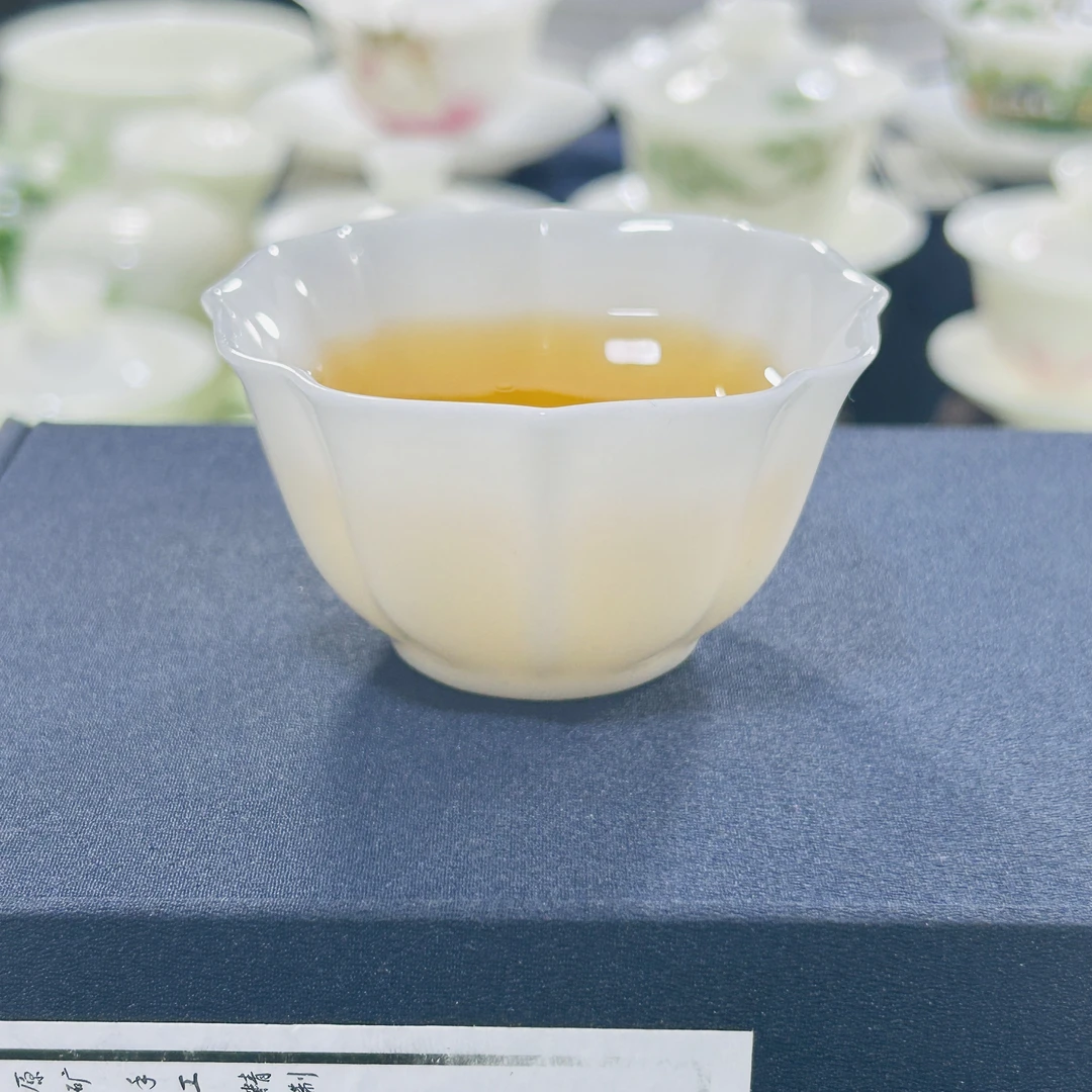 冰种玉瓷上釉《梦花杯》温润如玉茶渍好打理白瓷品茗杯主人杯同价
