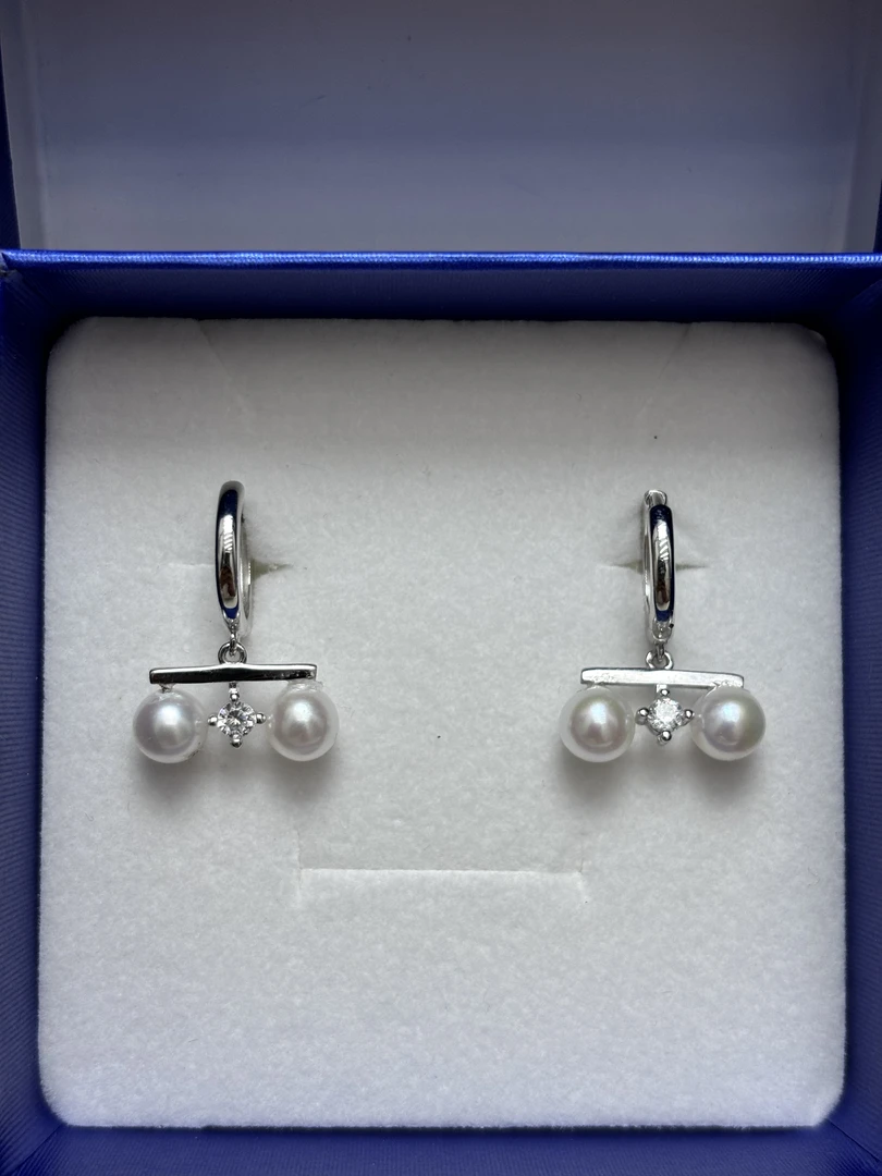 丽源珠宝推荐   时尚洋气别致双珠款耳扣