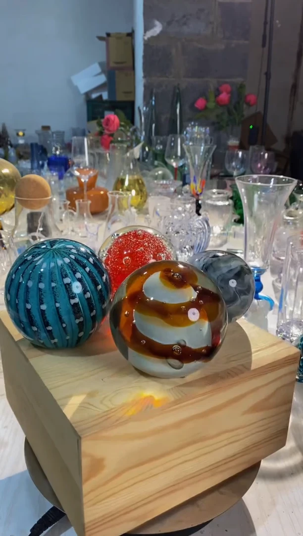 【闪购商品】巧克力条纹水晶球