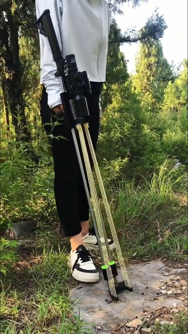 2024新款户外伸缩战狼弹弓滑膛弓高精度威力大红外瞄准成人射击远