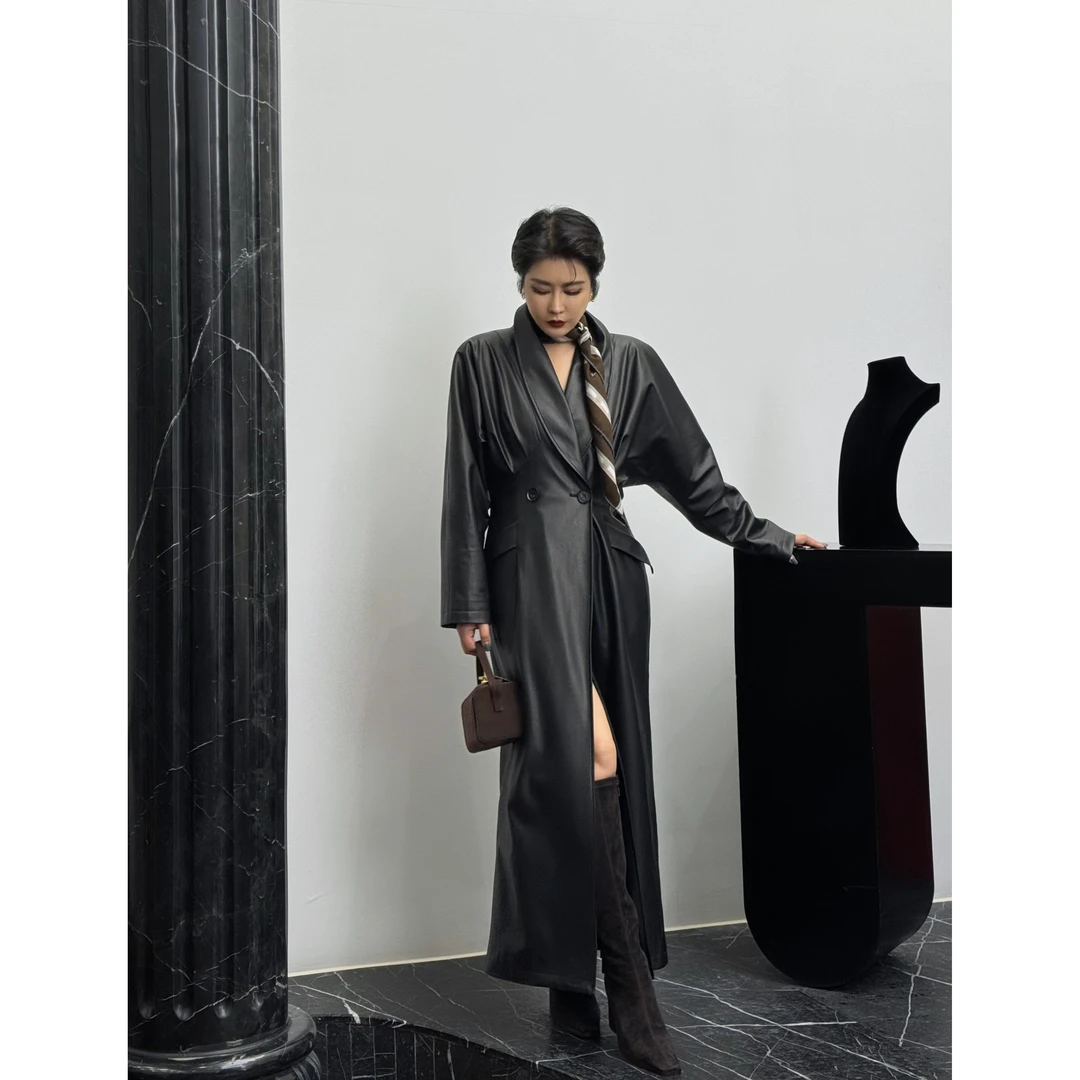 【皇后大道东长款】复古腔调立体裁剪海岛丝蛋白高品质长款收腰皮衣
