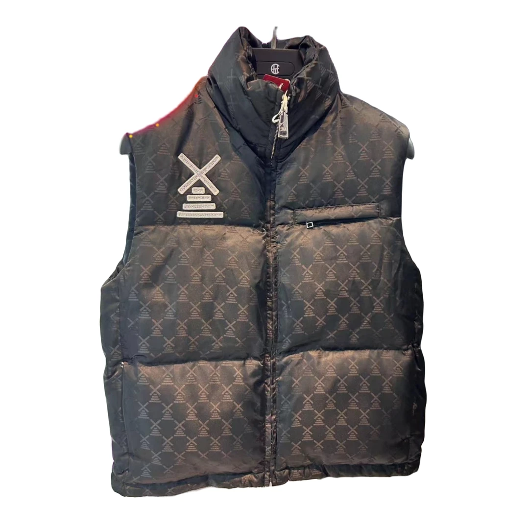 TCH上海奉贤烫钻秋冬印花个性黑色羽绒马甲S69D258013