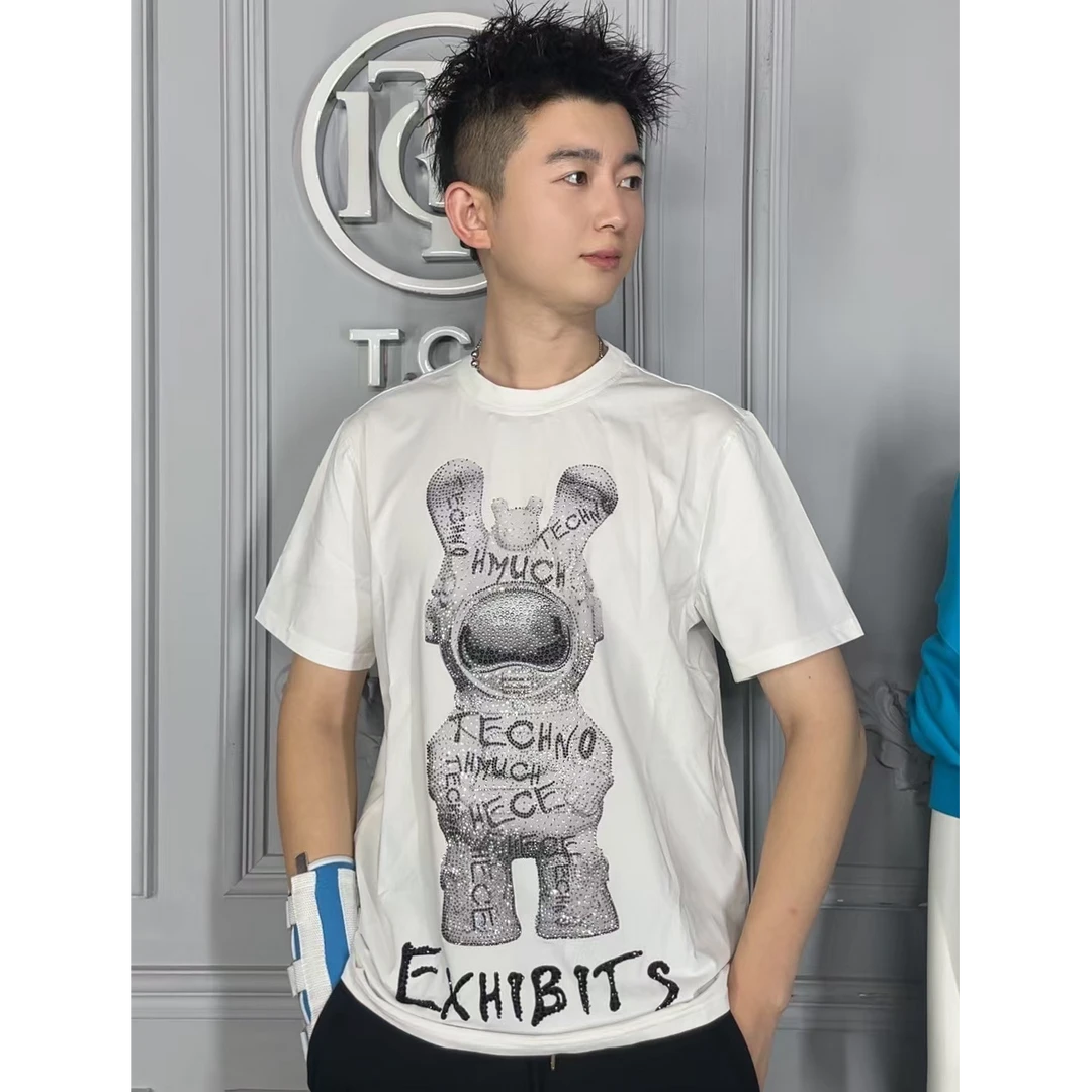 TCH服饰店播-帅气字母卡通人像男女短T情侣同款T69B106073A