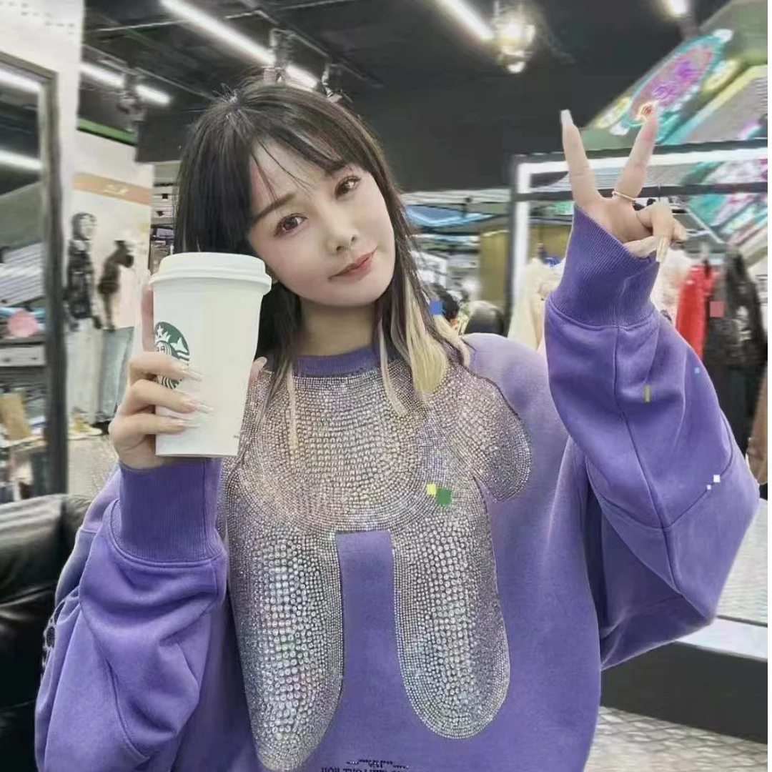 重庆-TCH高定烫钻时尚潮流圆领衫卫衣T69D118007