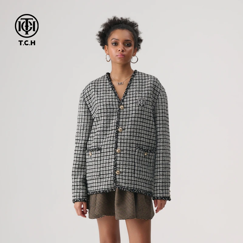 TCH服饰店播-25春夏新款复古宽松v领印花手工系列外套T72A276019