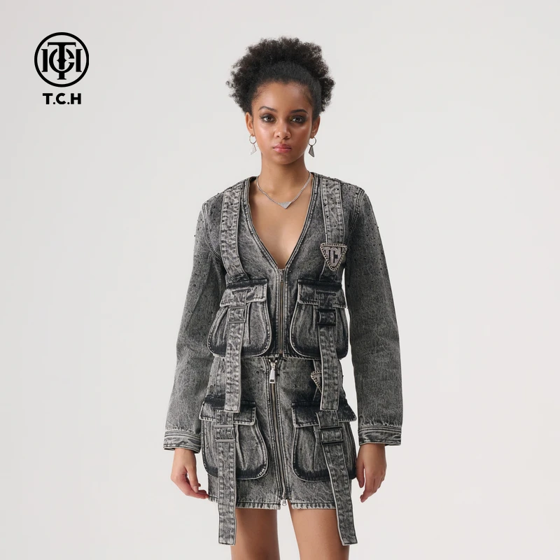 石景山万达-T.C.H24复古v领轻奢系列牛仔外套T72A068012