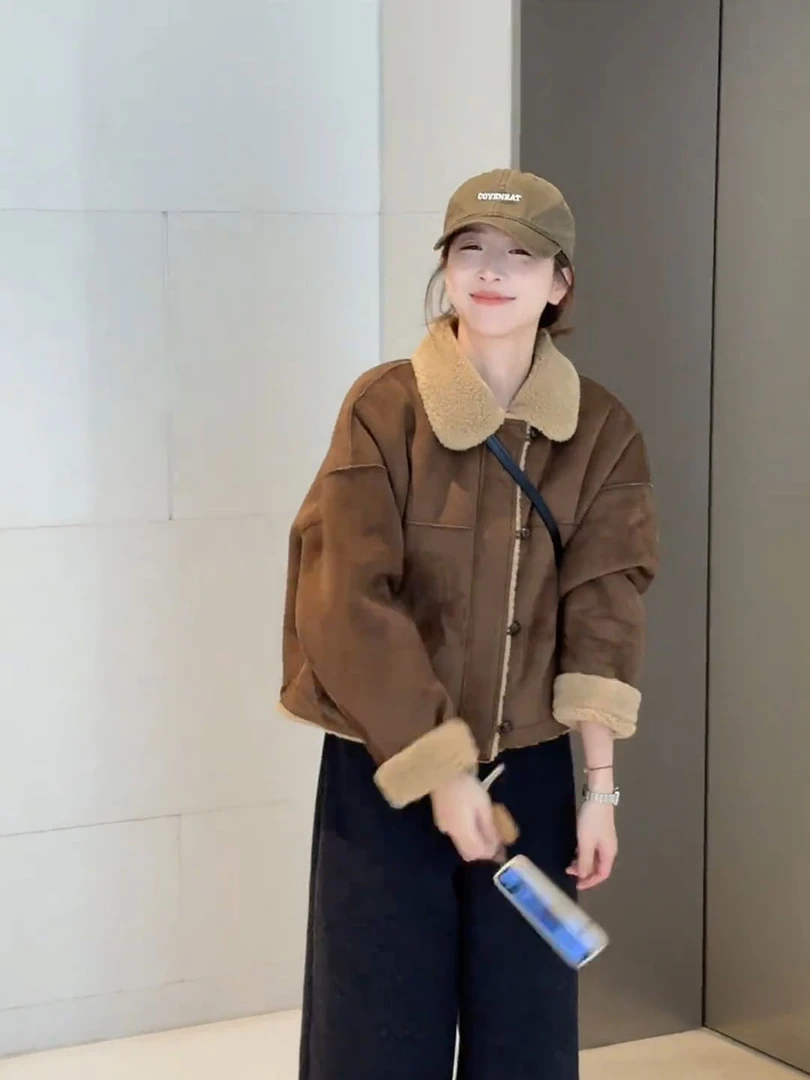 皮毛一体羊羔毛外套女2024秋冬加厚保暖宽松百搭翻领短款夹克上衣