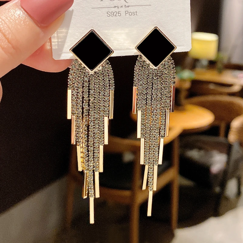 铜合金合成锆石耳饰 轻奢小众高级感女人味耳环2023年新款潮耳钉