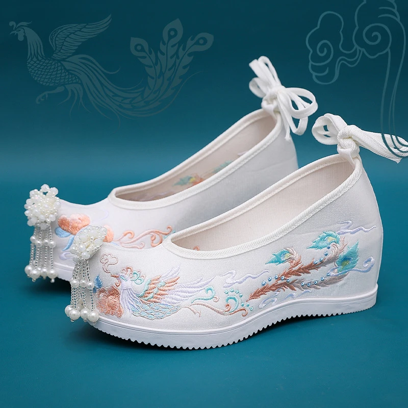 祥瑞青鸾新款古风汉服鞋子女配改良坡跟翘头珍珠古装绣花鞋淡雅夏