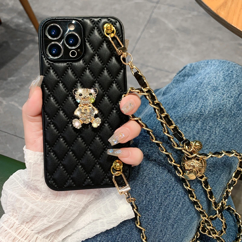 【苹果/华为/vivo】 水钻小熊皮质菱格 金珠斜跨 全包防摔 保护壳