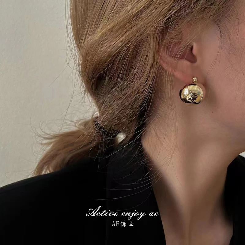 ae 铜合金耳饰 简约时尚小圆球耳钉小众冷淡风高级气质感耳环港风