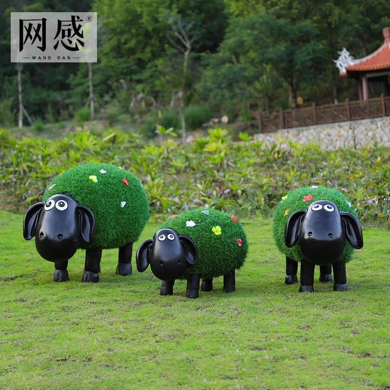 户外羊雕塑玻璃钢公园林景观草坪售楼处美陈卡通植绒动物装饰摆件