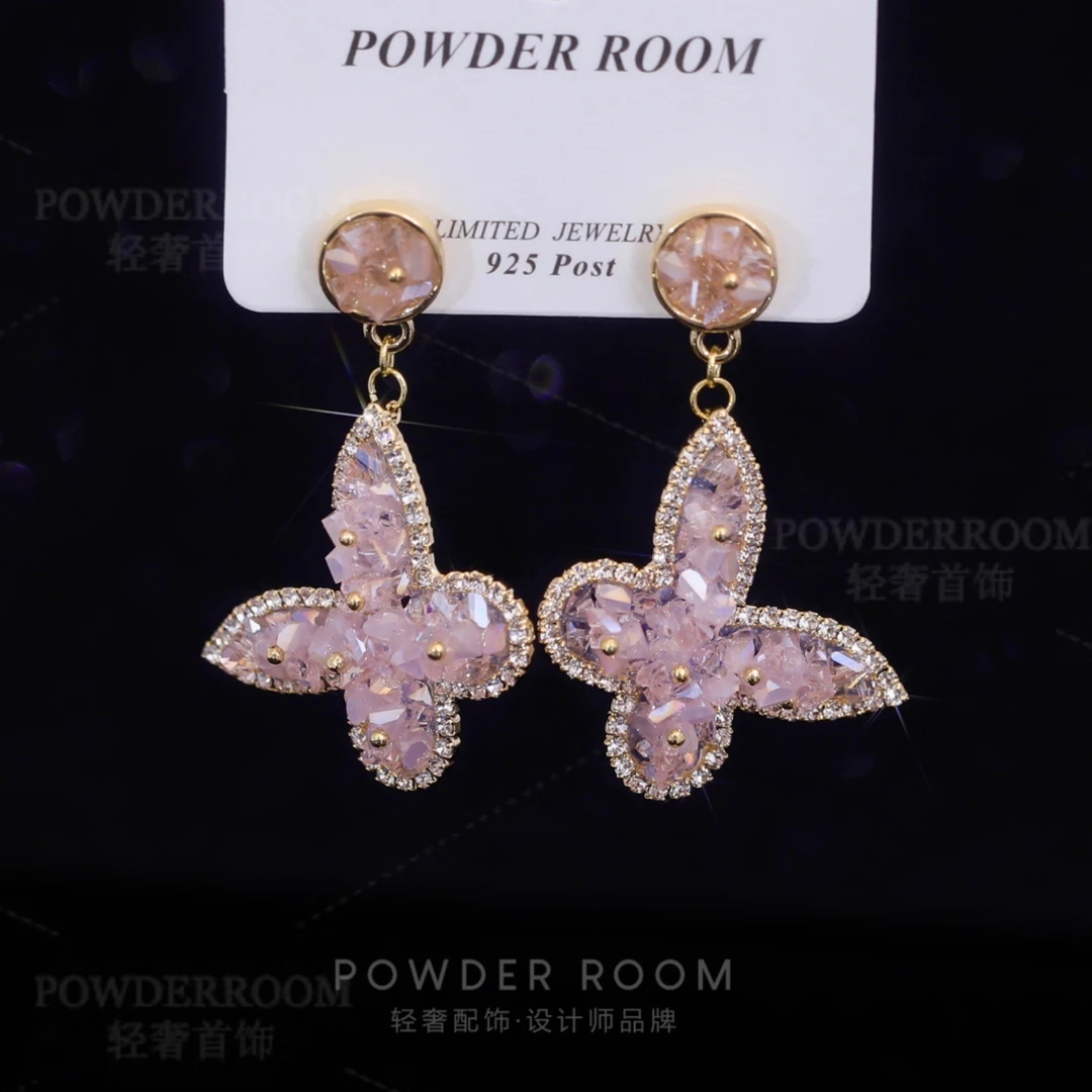 铜合金合成锆石耳饰 【Q舞蝶】轻奢个性时尚气质蝴蝶耳钉女是日韩