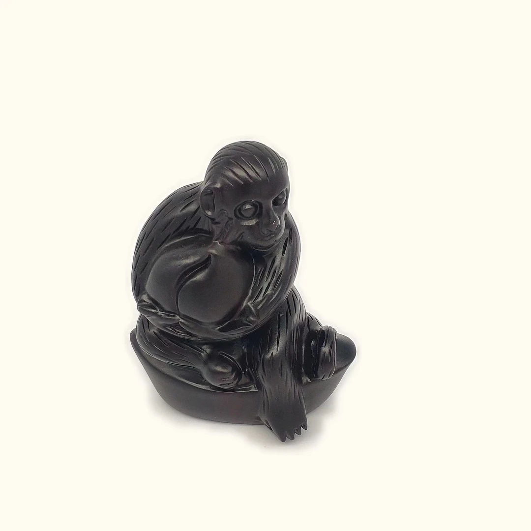 黑檀生肖猴工艺摆件规格12CMX10CMX6CM