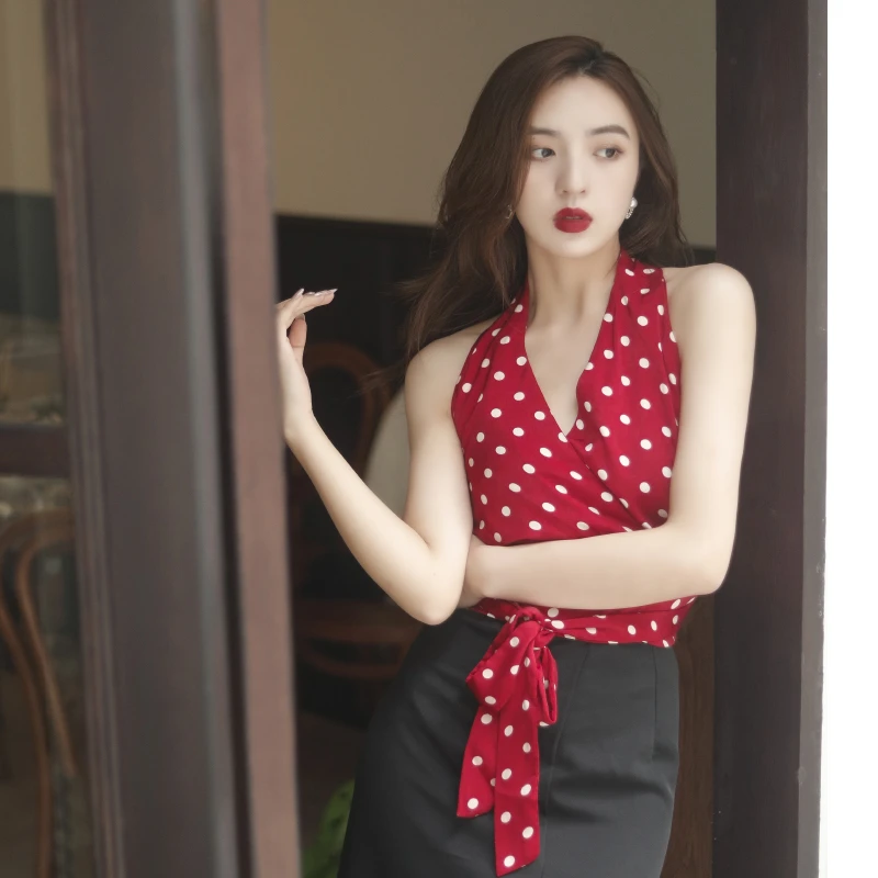 JUJU定制港风姐姐复古削肩红色上衣V领小心机性感醋酸无袖女上装