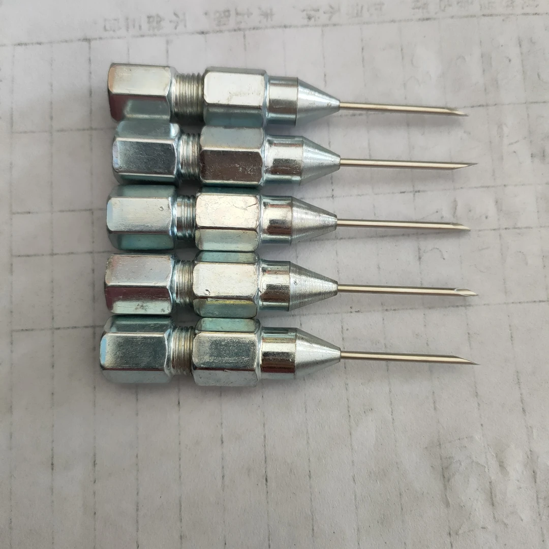 针头黄油嘴。给轴承注油用的（28）