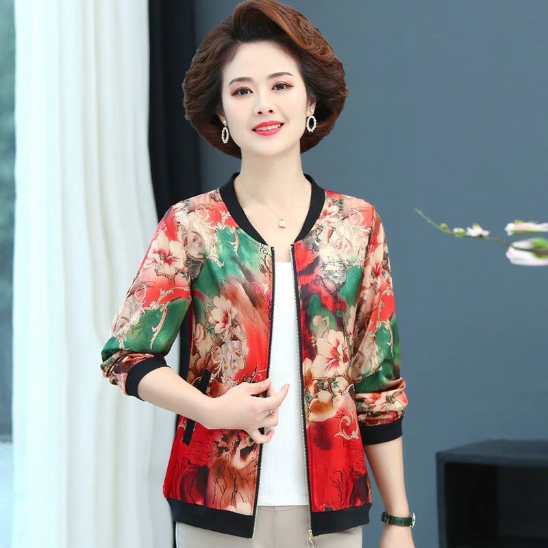 春季棒球服薄外套中老年女上衣大码宽松夹克开衫长袖外套妈妈装