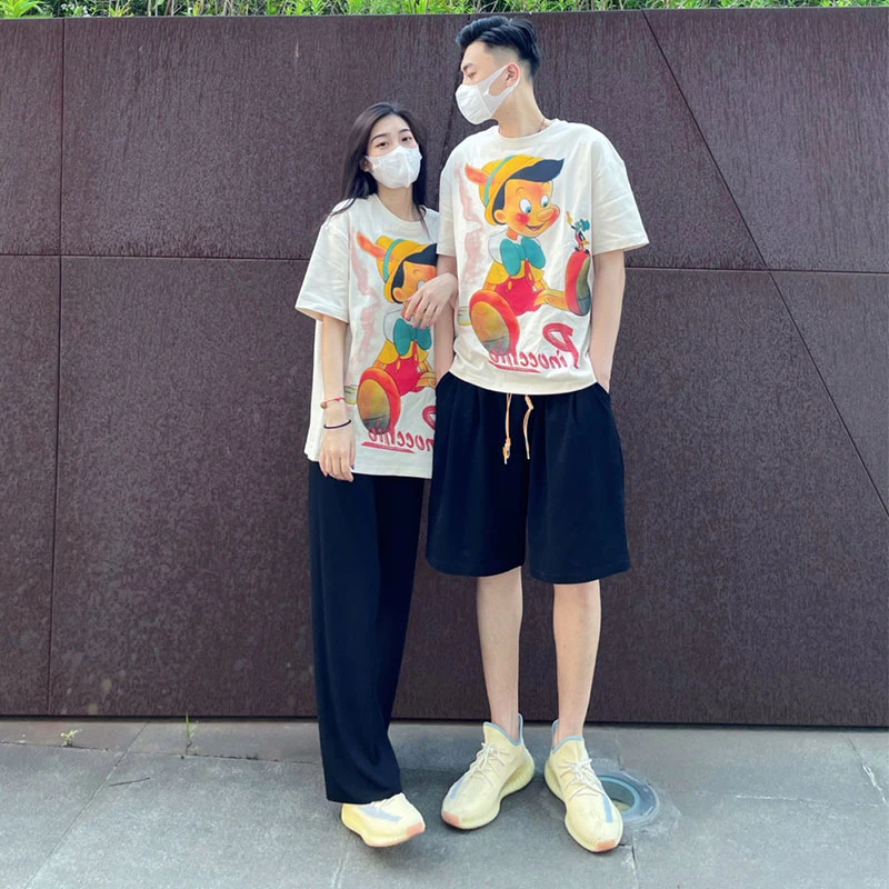 网红白色短袖t恤女夏季2024薄款扎染印花动漫设计感宽松百搭上衣