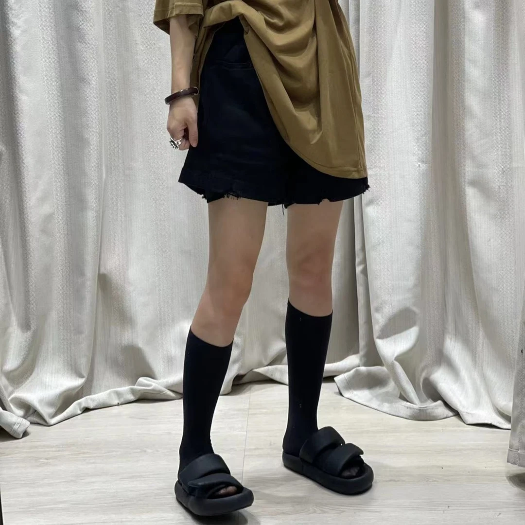 【若汐女装】欧韩系宽松大码潮流纯色百搭显瘦短裤3002