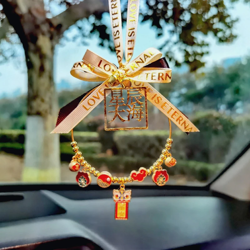 汽车挂件蝴蝶结车用后视镜挂饰吊坠网红女神款车用装饰汽车挂件