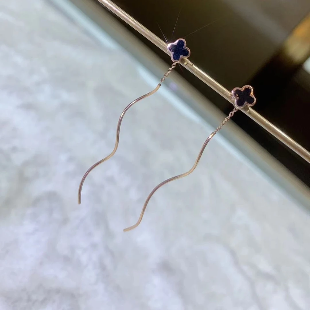 18K玫瑰金四叶花波浪 耳线