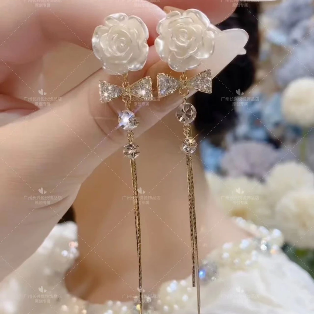 铜合金耳饰 耳环气质轻奢饰品法式超仙优雅时尚T16