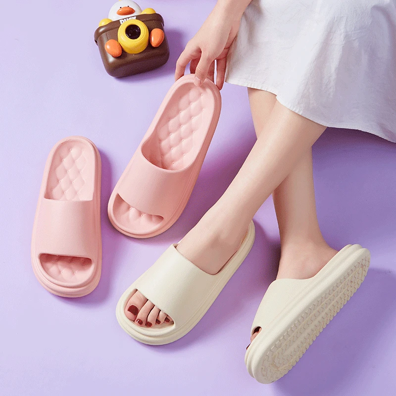 【爆款推荐】软底拖鞋2024新款踩屎感厚底夏季室内浴室防滑凉拖女