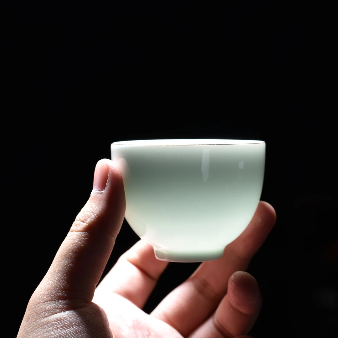 知旅-白瓷胎土青瓷翡翠绿釉面，梅子青圆杯一对，使用容量70cc