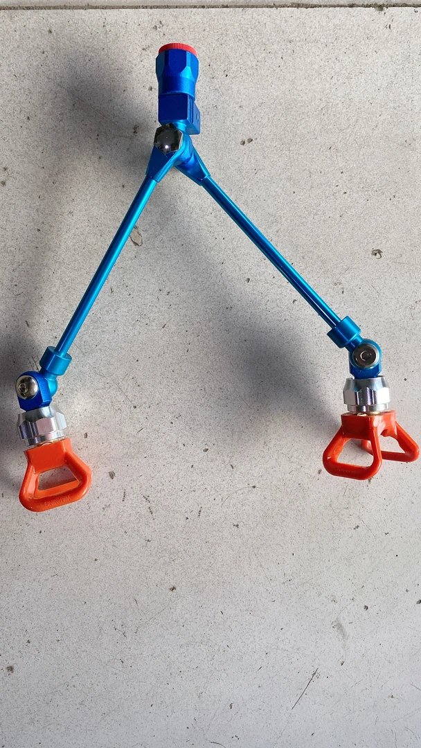 喷涂机双喷头，可以调节款