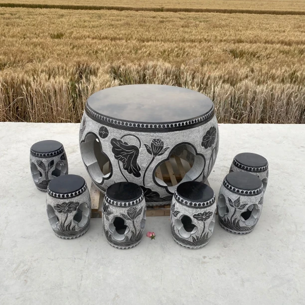 家用圆形古石头桌子凳子庭院装饰